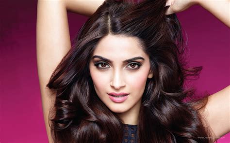 sex video sonam kapoor|Bollywood Actress Sonam Kapoor Porn Videos